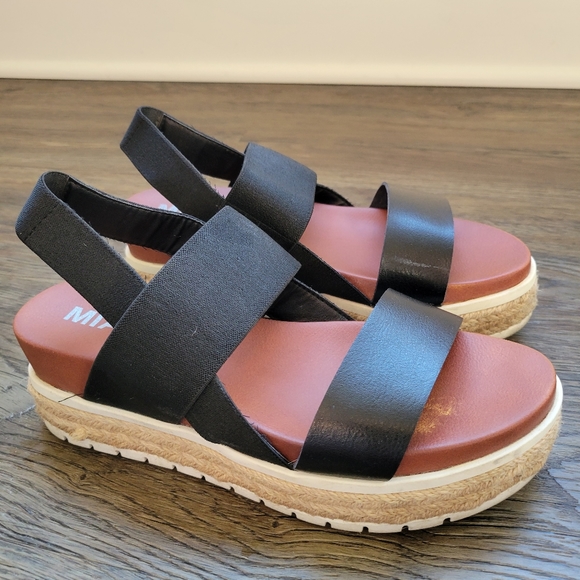 Mia Espadrille Sandals - Picture 1 of 5